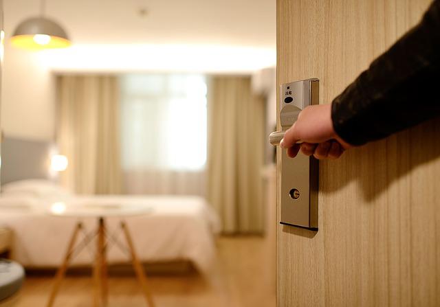 How to Find Cheap Hotel Facilities Where You Can Stay?